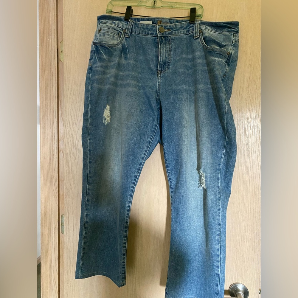 Kut from the Kloth jeans- Catherine size 18W light wash.